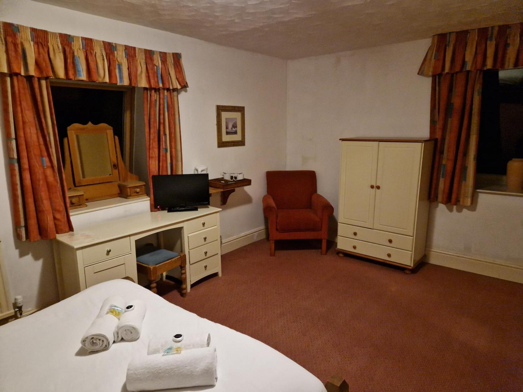 The Menai Hotel And Bar Bangor  Room photo