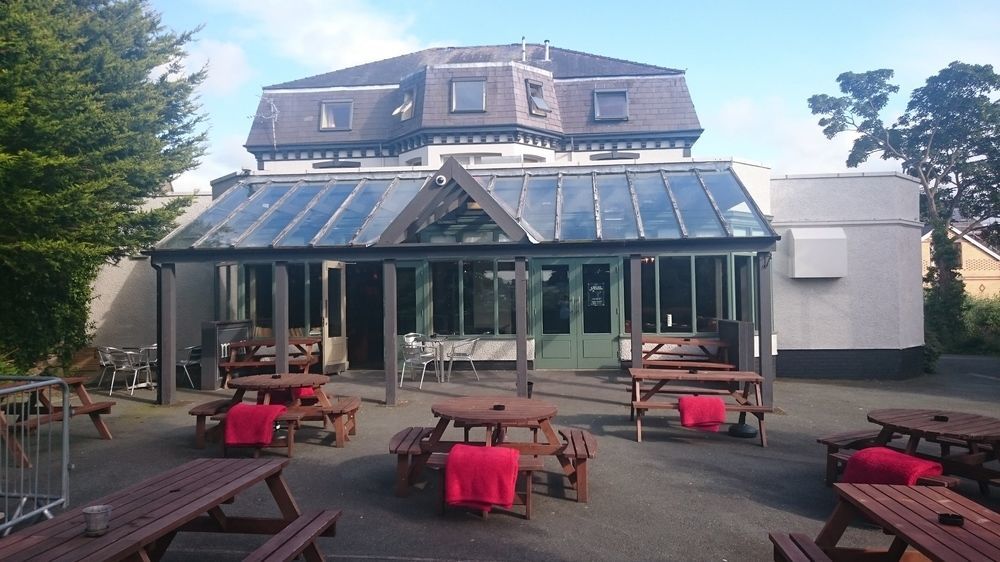 The Menai Hotel And Bar Bangor  Exterior photo