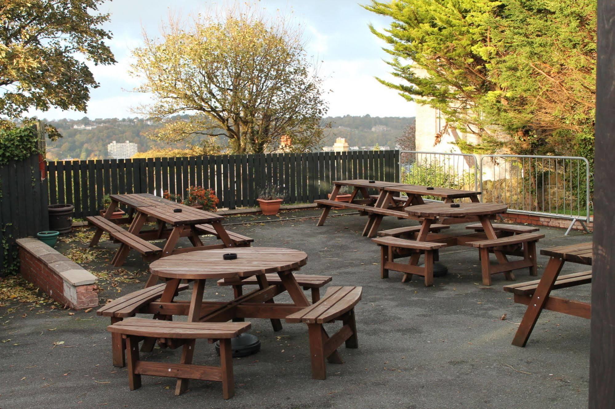 The Menai Hotel And Bar Bangor  Exterior photo